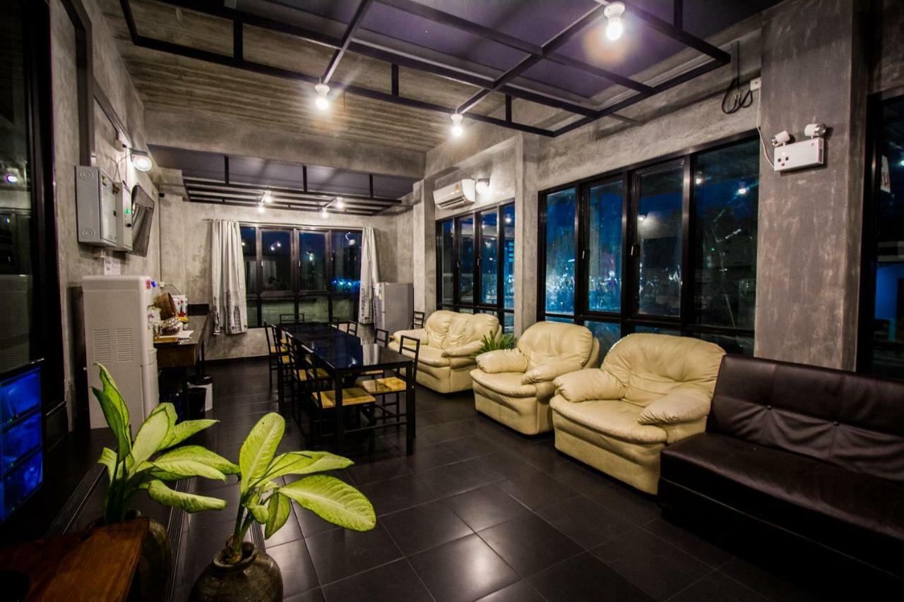פאתום טאני The Sky Loft Hotel מראה חיצוני תמונה